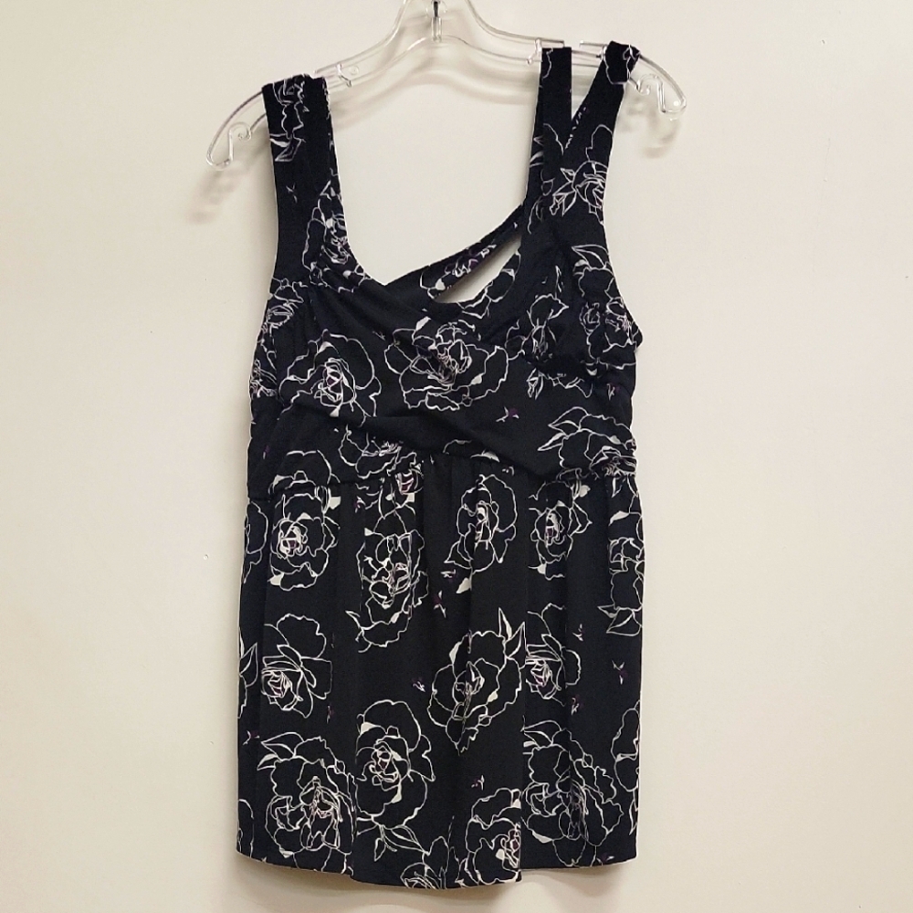 Torrid Black and White Floral Print Crisscross Babydoll Top 1X Like New